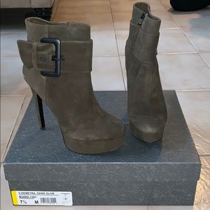 Ankle boots